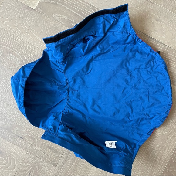 Small Dog Reebok Windbreaker - Picture 4 of 5